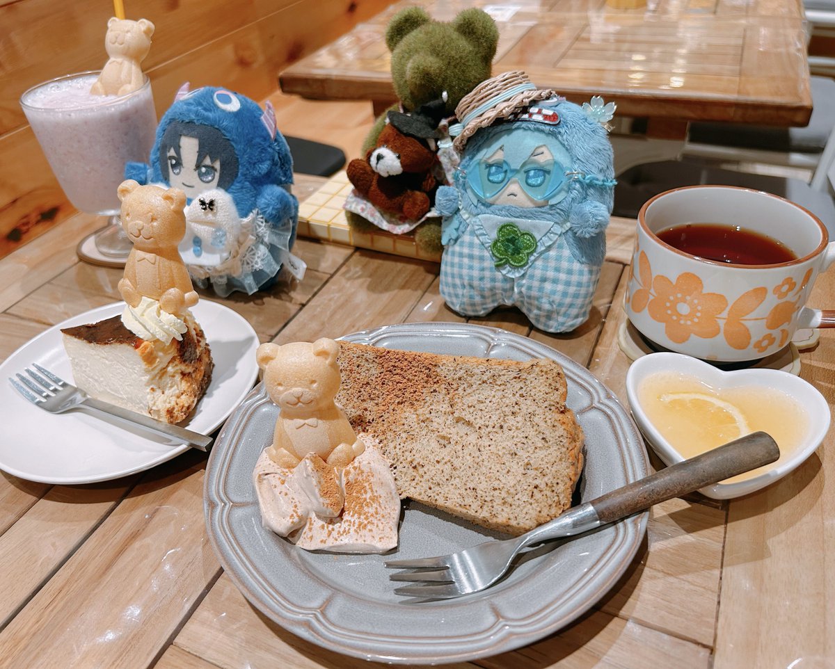 smtm_346's tweet photo. 昨日るまちゃんと！
念願の平和台店は幸せ空間だったし、その後のカフェも可愛くて美味しかった〜🧸
一緒に行ってくれてありがとう🫶 https://t.co/3aYoLAeZ1z