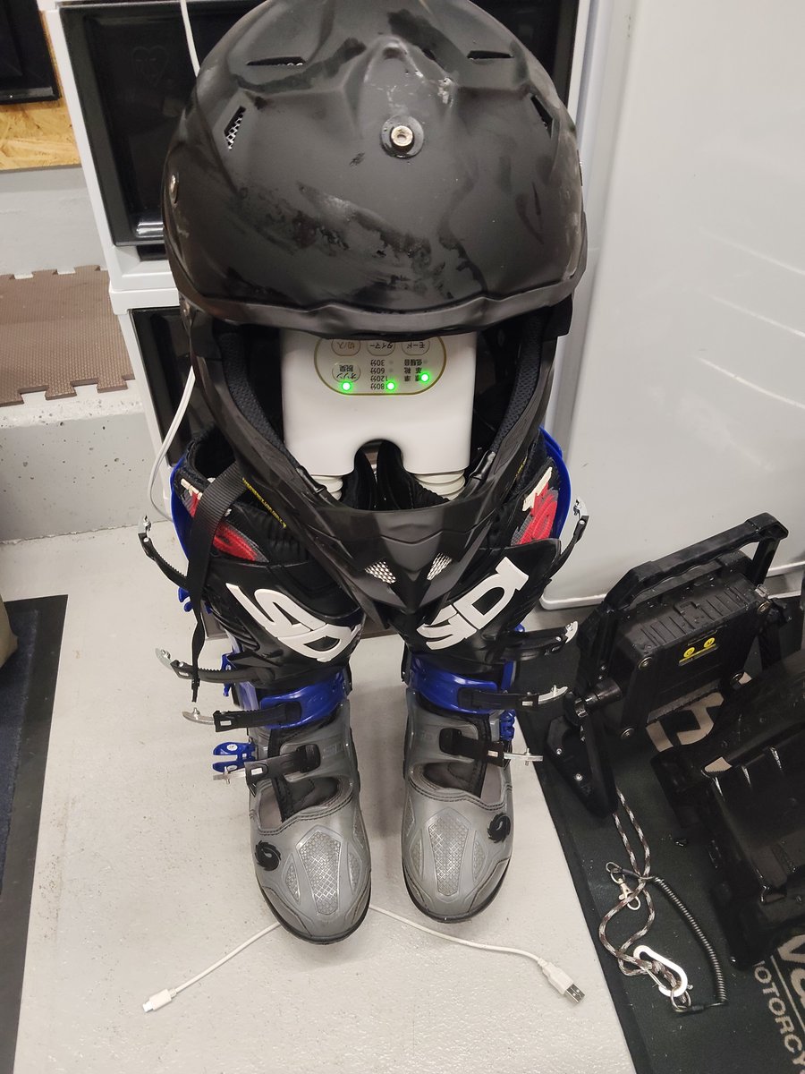 yamahusky's tweet photo. 乾燥中
これって諸刃の剣的な感じになっちゃうかな！？ https://t.co/op4j4TrSrt