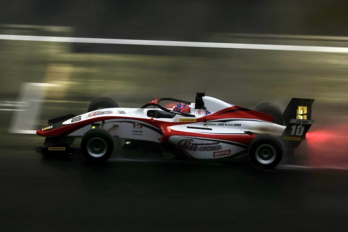 Yu_Motorsport's tweet photo. Formula Regional Japanese Championship

Rd,5
Race11:P5
Race12:P5

ようやく戦える車を作ることができました。

長かった…

表彰台には上がれなかったけど、とても次に繋がる良いレースウィークだったと思います！

チームに感謝です！

応援ありがとうございました！
 #FRJ https://t.co/VFrJ8ZwbtG