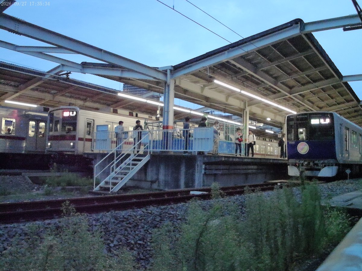 akr51077f's tweet photo. 2026/09/27
上り準急はふじみ野で9108と並んでくれました
#90000系 #東武東上線 #東武90000系 #9000系 https://t.co/0CGsZHGqHd