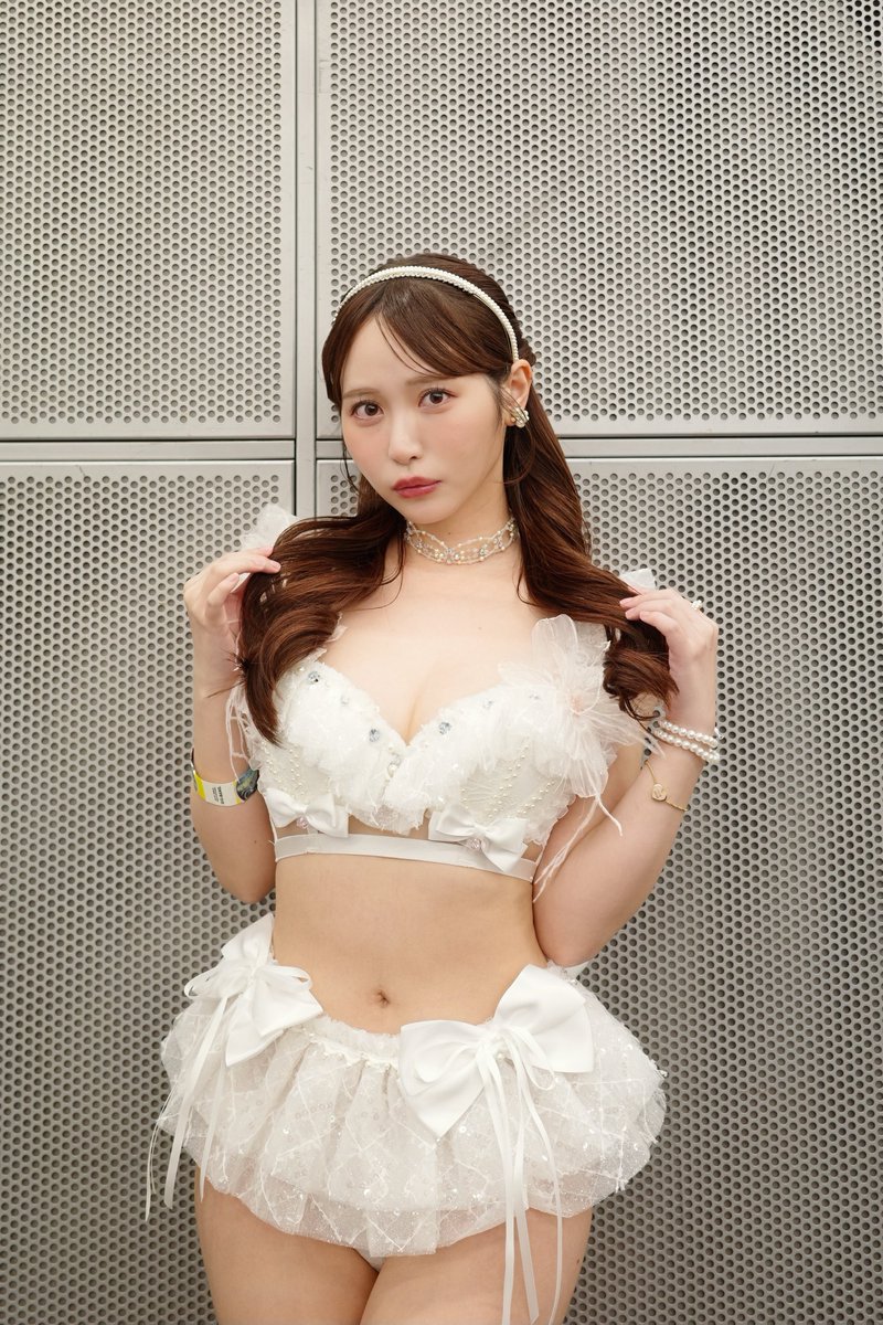 onorikka's tweet photo. 今日もみんな大好きだー🤍🤍 https://t.co/rVz1JpxYBL