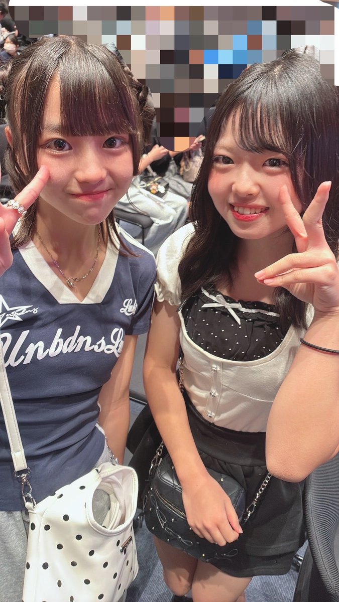 chinachu_69's tweet photo. LIVE終わりに
Star☆Tさんの定期公演にお邪魔してきました🫶💞途中からだったけどパフォーマンスはやっぱり別格でした🤩❤️

ありすちゃんもみつけてくれてお写真撮ってもらったよ🥰 https://t.co/TCogTIWdJl