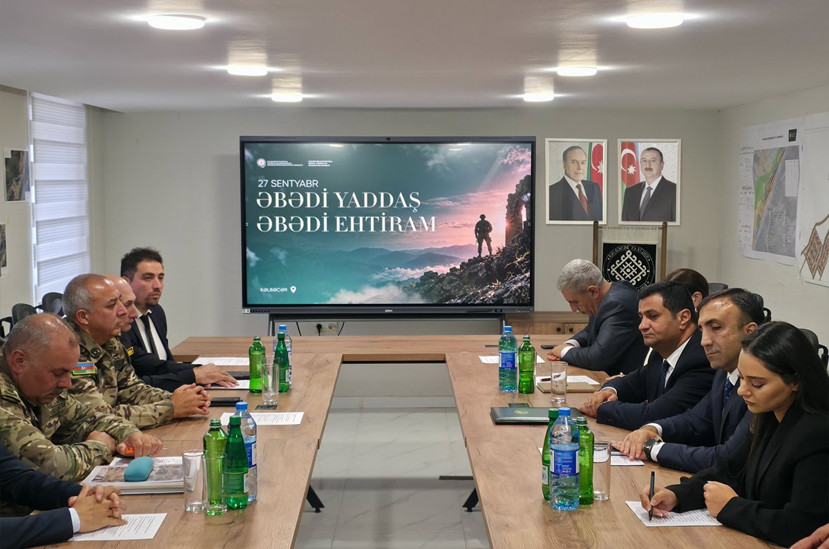 kelbecerxn's tweet photo. Kəlbəcərdə Anım Gününə həsr olunmuş “27 Sentyabr: Əbədi yaddaş, əbədi ehtiram” mövzusunda dəyirmi masa keçirilib.

#Kəlbəcər #ŞərqiZəngəzur #Dəyirmimasa #AnımGünü #27Sentyabr https://t.co/ySmKmIiU2R