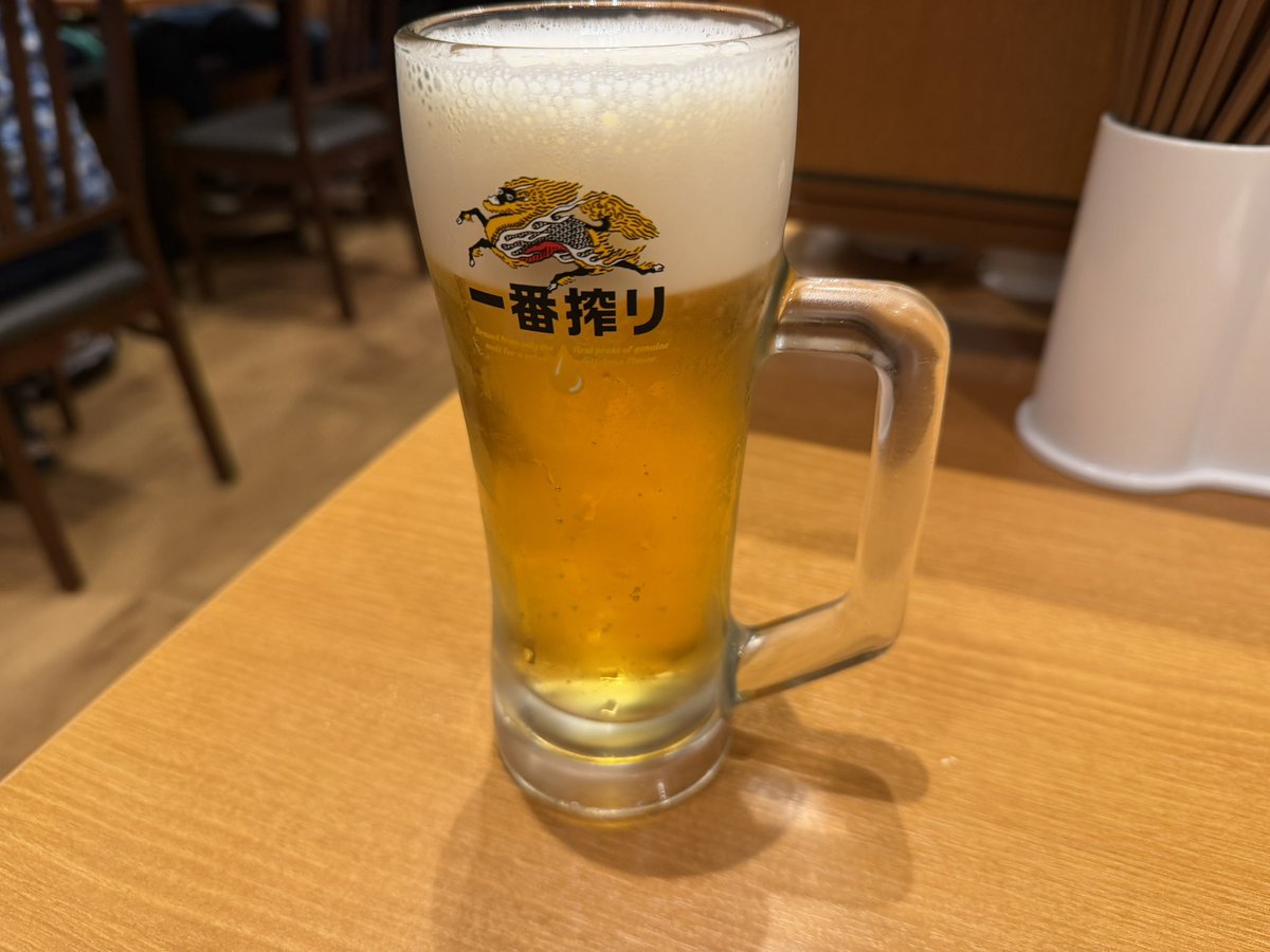 ISA66692528's tweet photo. Liveの後は、高崎駅の日高屋で。食べているというよりも、飲んでいます。#高崎駅日高屋 https://t.co/asyfz59WSi