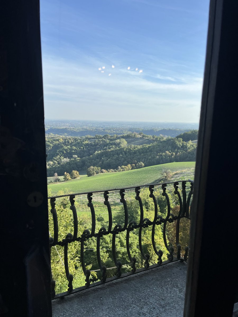 MarIntroini's tweet photo. Just #Italia 💛🇮🇹 https://t.co/x0bfYtuoSw