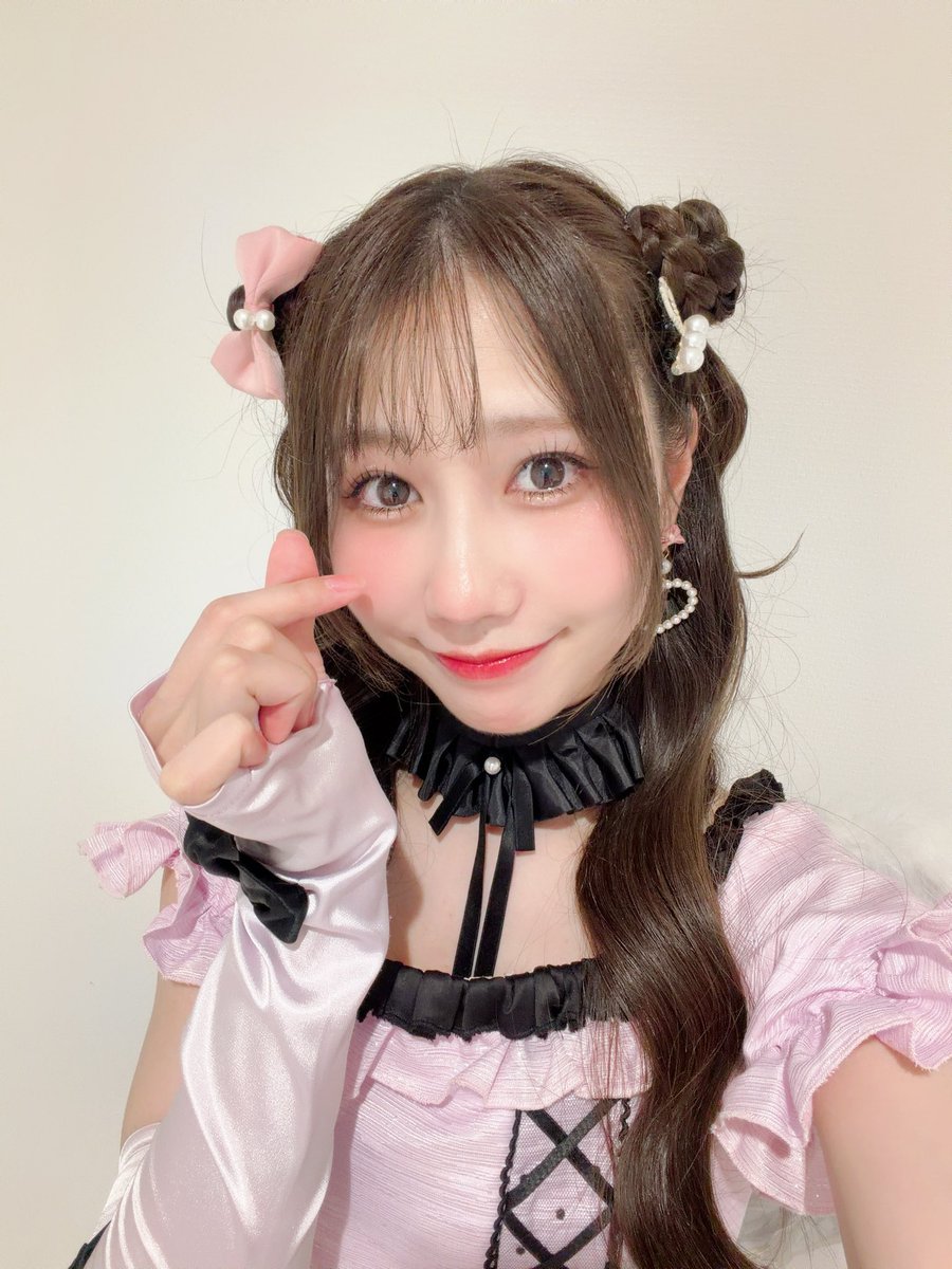 Yukimura_Eri's tweet photo. ありがとうございました✨
毎回素敵な衣装でステージに立てることに感謝して！
これからもふゆちゃんと頑張ります(๑و•̀ω•́)و
 #シャニマス #シャイニーカラーズ #シャニマスソロライブMSP_day2 https://t.co/45gJpgWwhe