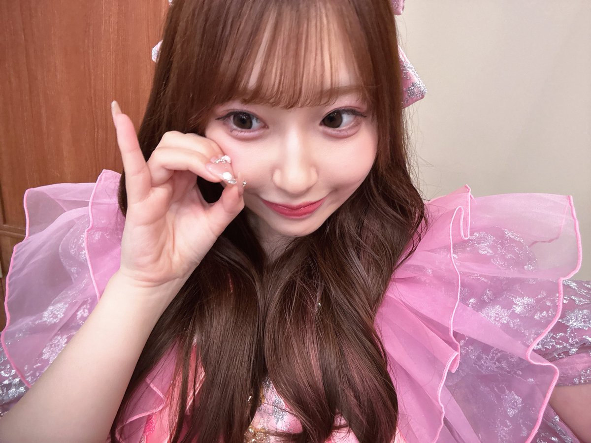 haruka_cs0129's tweet photo. 福岡大特典会！ありがとうございました！
大好きなみんなにあえて幸せ🥹
お話できてうれしかった！
ハーフツイン参戦多くておそろいにしてみた♡
気をつけて帰ってね！明日からも一緒にがんばろうねー！ https://t.co/obkWupZ8TT