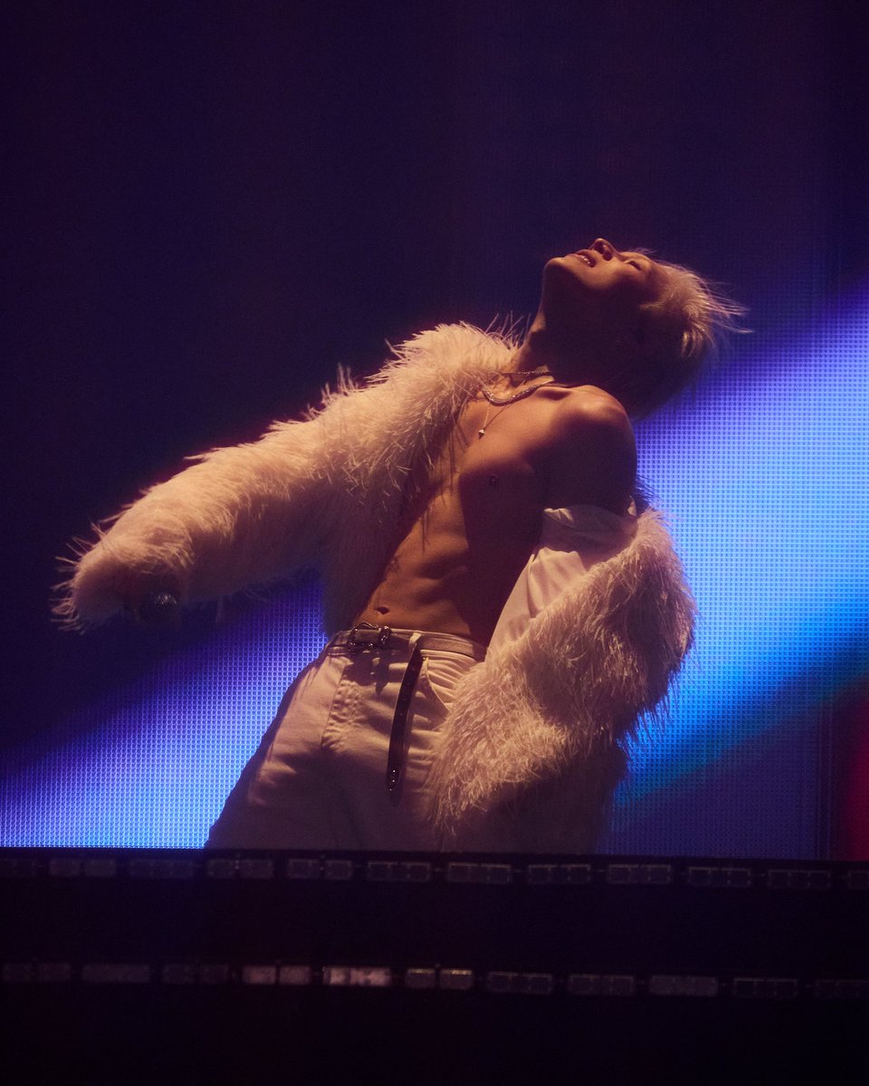 Taemin_Xoalsox_'s tweet photo. https://t.co/PQs5wBtZ6e