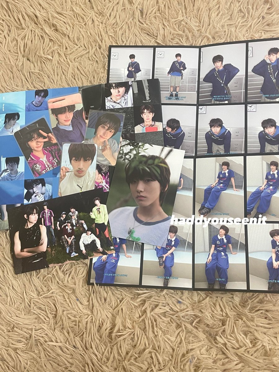 haddyouseenit's tweet photo. just me and my albums ⭐️🪽 https://t.co/kvijEuAh7D