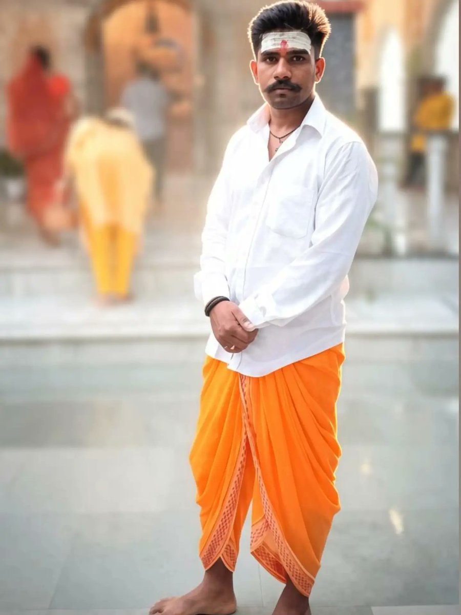 sophiajohnsonrl's tweet photo. Hail Lord Mahadev. May the first Monday of Sawan bring auspiciousness through Shiva’s grace. As Sawan arrives, may our hearts be filled with devotion, and may Bholenath remove everyone’s suffering. https://t.co/NGWs4rWYsX