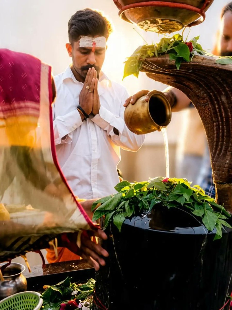 sophiajohnsonrl's tweet photo. Hail Lord Mahadev. May the first Monday of Sawan bring auspiciousness through Shiva’s grace. As Sawan arrives, may our hearts be filled with devotion, and may Bholenath remove everyone’s suffering. https://t.co/NGWs4rWYsX