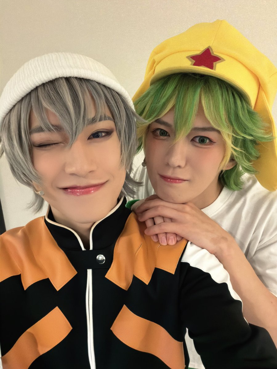 vvataco's tweet photo. ペコポン侵略ミュージカル「ケロロ軍曹」

千秋楽ありがとうございました！！！！

皆さんのおかげで無事走り切ることが出来ました！！！！！

初のミュージカルがケロミュで本当によかったです！！！

素敵なキャストの皆さん
支えてくださるスタッフさん
そして最後まで全力で応援して観に来てくださった皆さん

本当にありがとうございました！！！
サブローをやれて幸せでした！
また会おうねーーー❤️‍🔥❤️‍🔥❤️‍🔥

#ケロロ軍曹
#ケロミュ