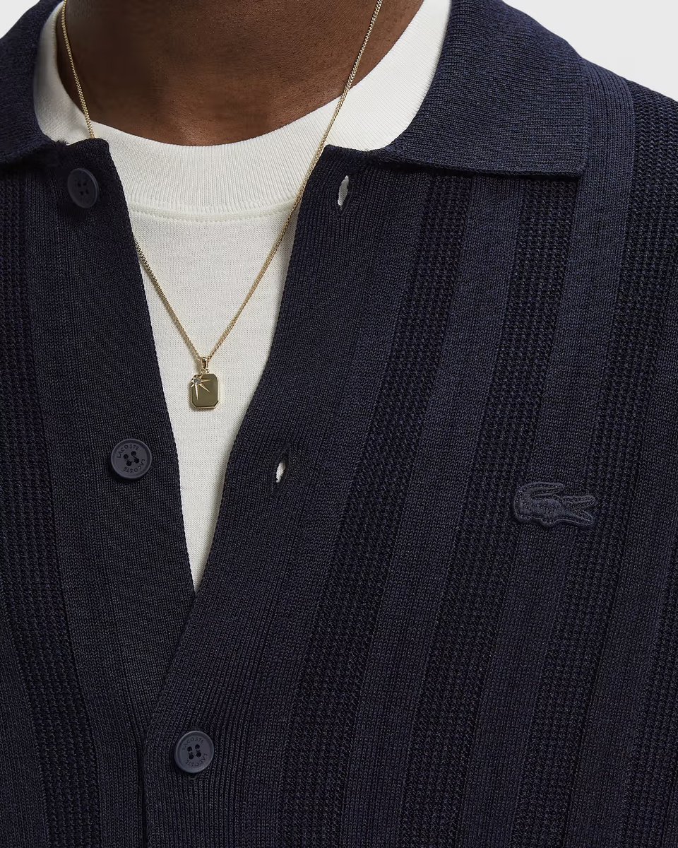 CaminoTV's tweet photo. le fait que tout soit dans le détail chez Lacoste bah c'est encore plus beau https://t.co/BjLtICGd81