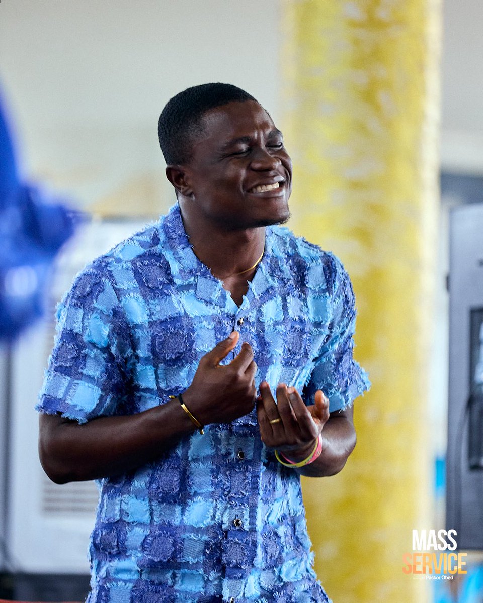 ChristCosmoInc's tweet photo. Now unto the King eternal, immortal, invisible, the only wise God. To our God be honour and glory, forever and ever. 🙌🏽

#SingingInWorship 
#SundayAtCCI
#ChristCosmopolitanInc 
#CCIWhereGodLives https://t.co/o8V0PIyKMY