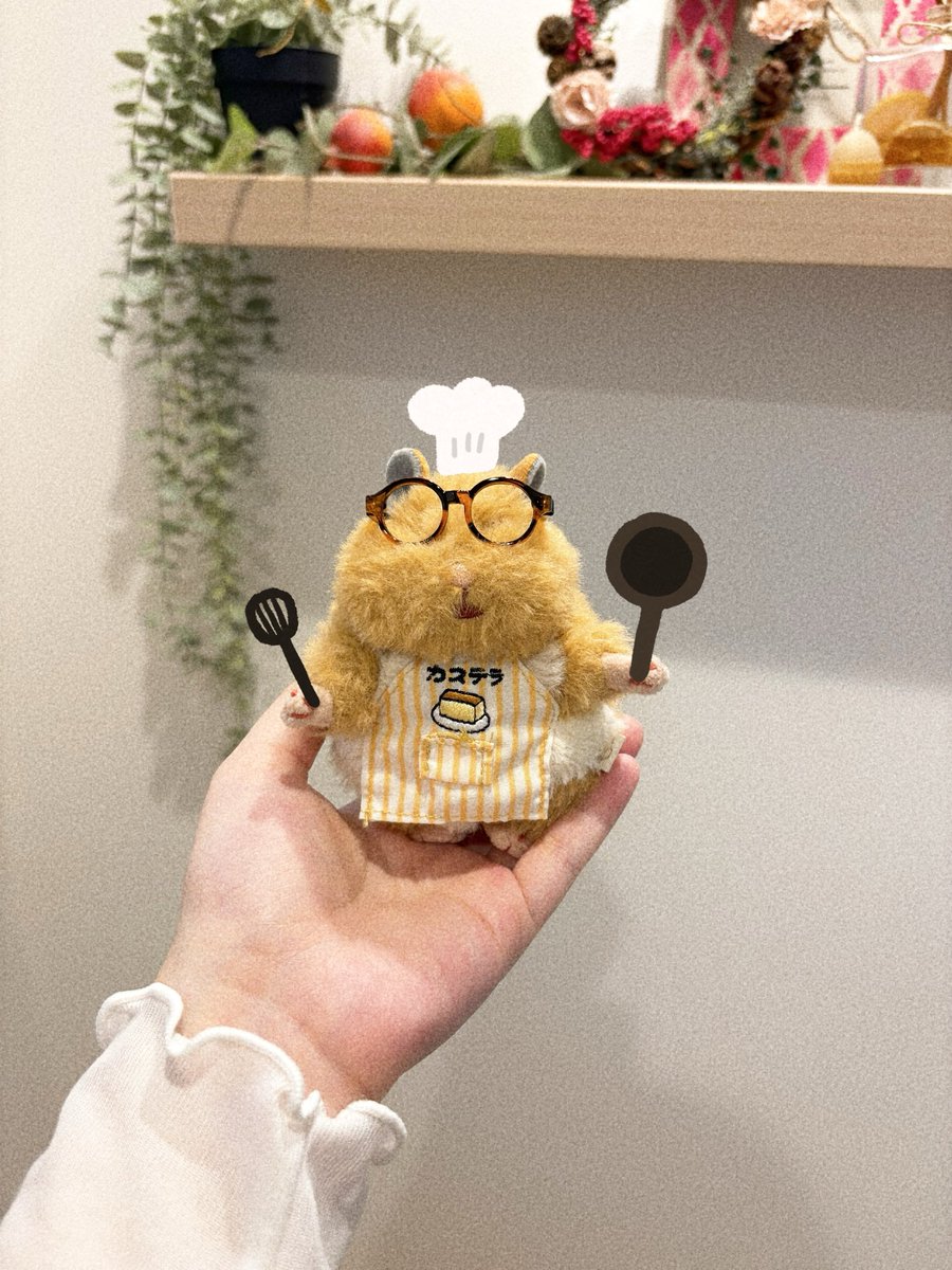 kawaimonokiroku's tweet photo. 地元で噂のコックさん🥞

#はむにぎり https://t.co/Urs4Il7d1h