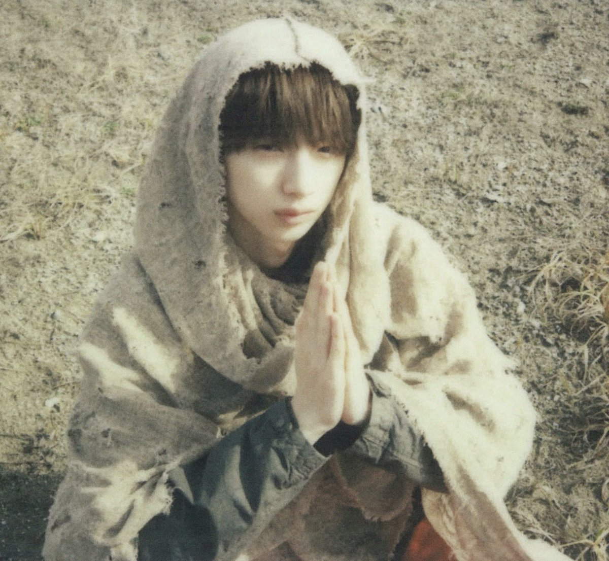 soulboundline's tweet photo. jju pasmina era https://t.co/uzVULFmdN7
