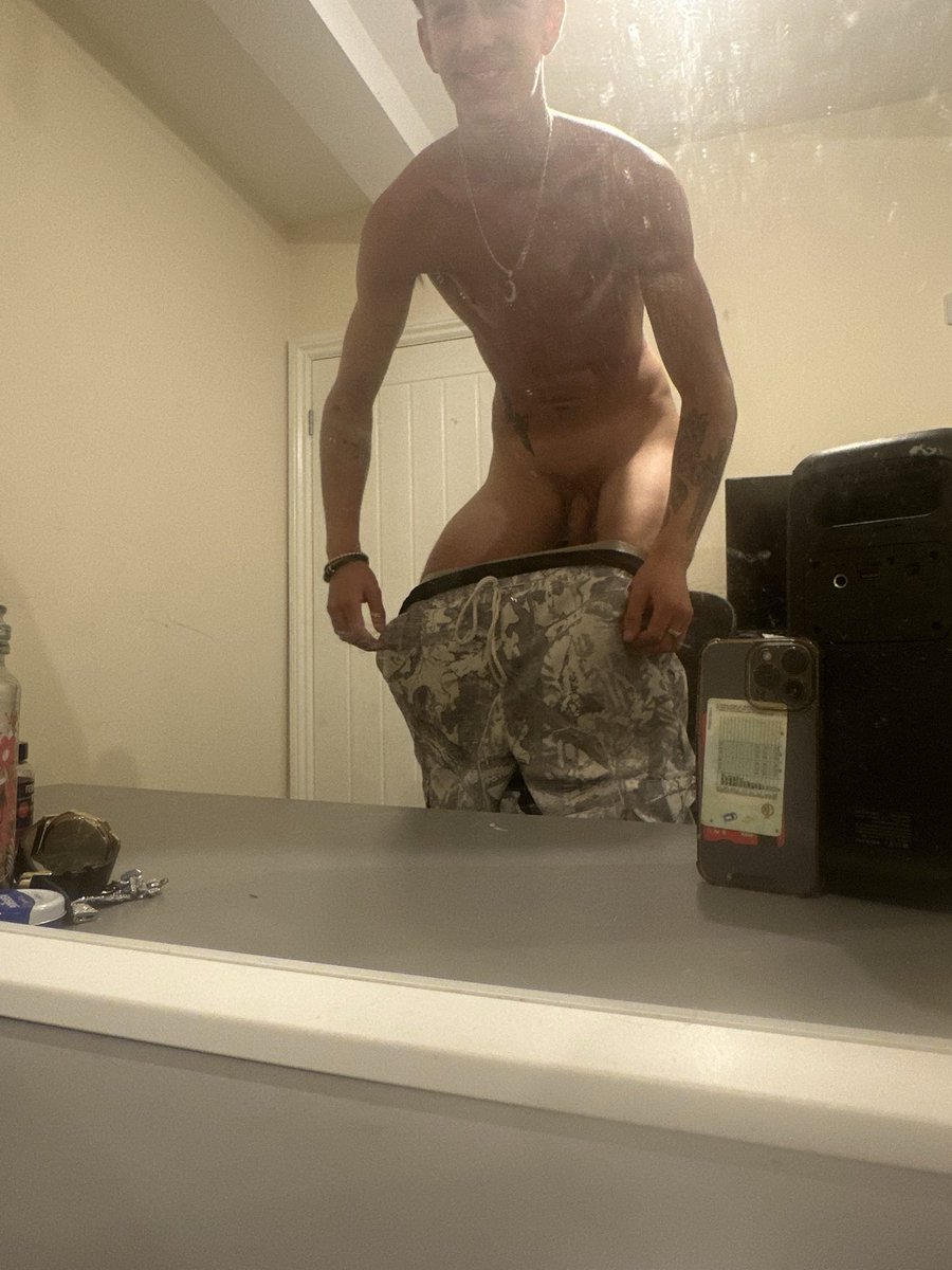 userwebster69's tweet photo. Ever just stand on ya chair n let it hang?
#nude #straight #soft https://t.co/De1oz78yfj