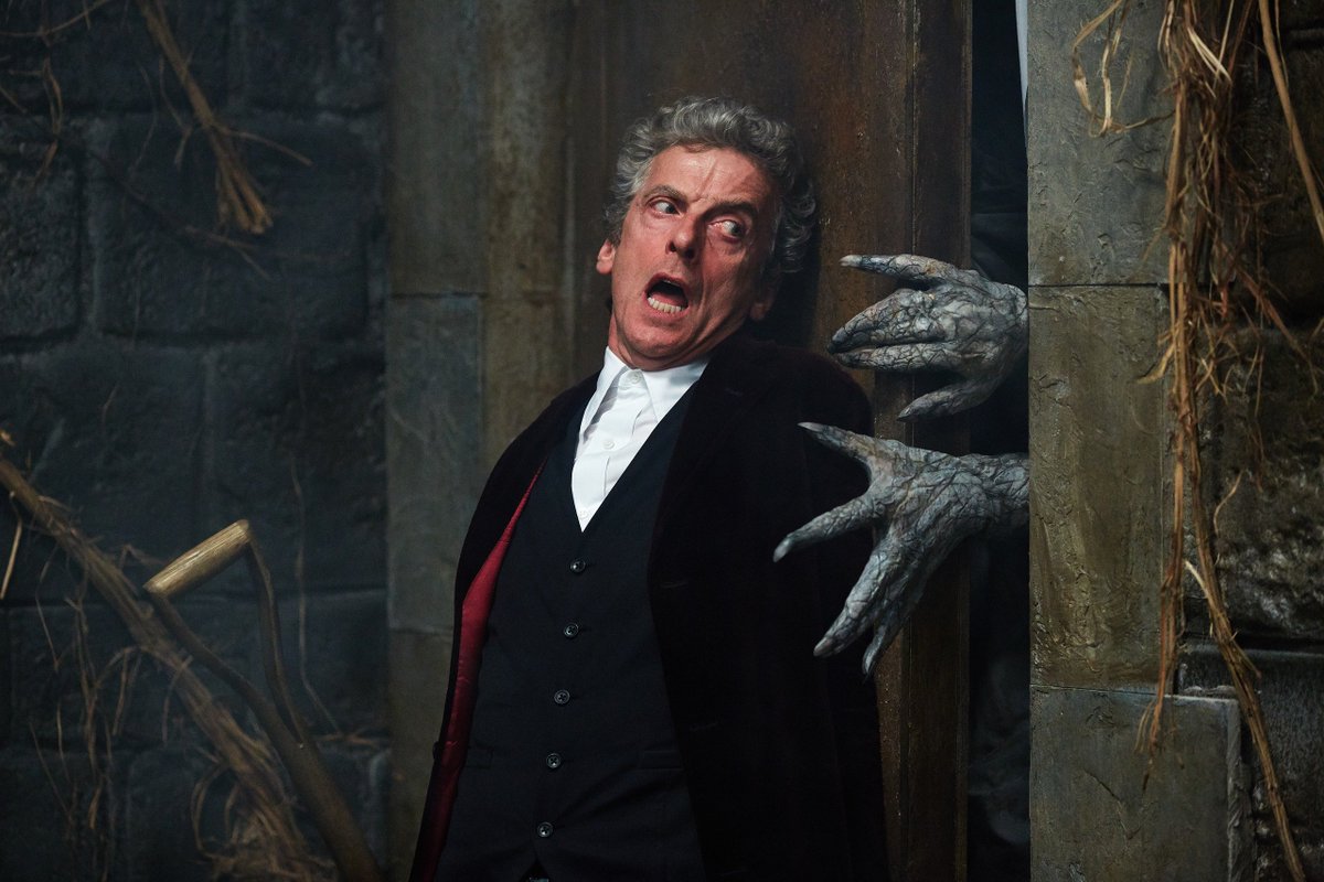 zoesfeatherboa's tweet photo. Sent is great study of grief but Doctor uses that pain to force himself through agony to bring her back. If you had that chance, many would take it. He calls it a duty of care but 2 seasons have been implying depths of their bond &amp; how mutually destructive they are together.
2/3 https://t.co/a22J8ATU1M