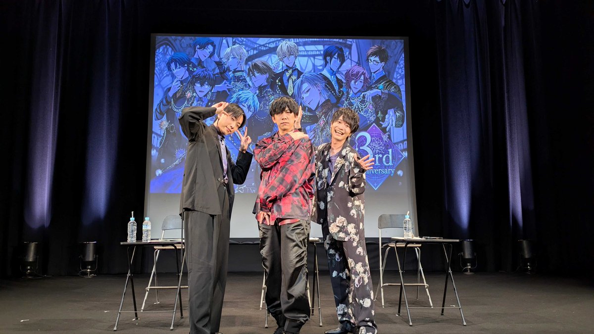 Ikemen_Villains's tweet photo. 🦋#ヴィラなま🦋

放送終了後の3名をパシャリ！😍
皆様、ヴィラなまはいかがでしたでしょうか？😈

本日の放送はアーカイブで1週間限定公開🤍

▼Youtubeはこちら
https://t.co/CdZ6sWQ86i　  　

#イケヴィラ https://t.co/Tc7XZywqVt