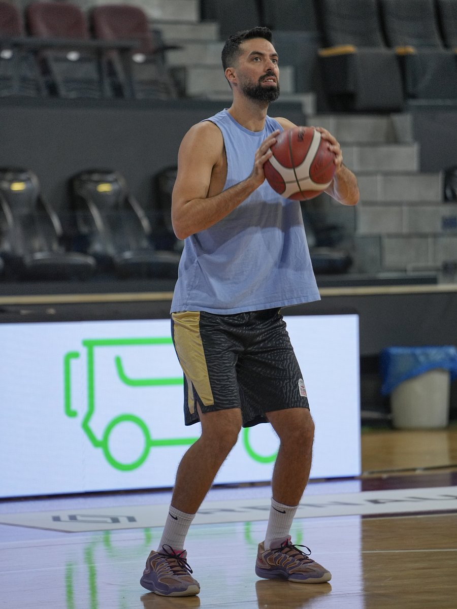 TSBasketResmi's tweet photo. Isınmadayız 💪 https://t.co/l9d10s3WO2