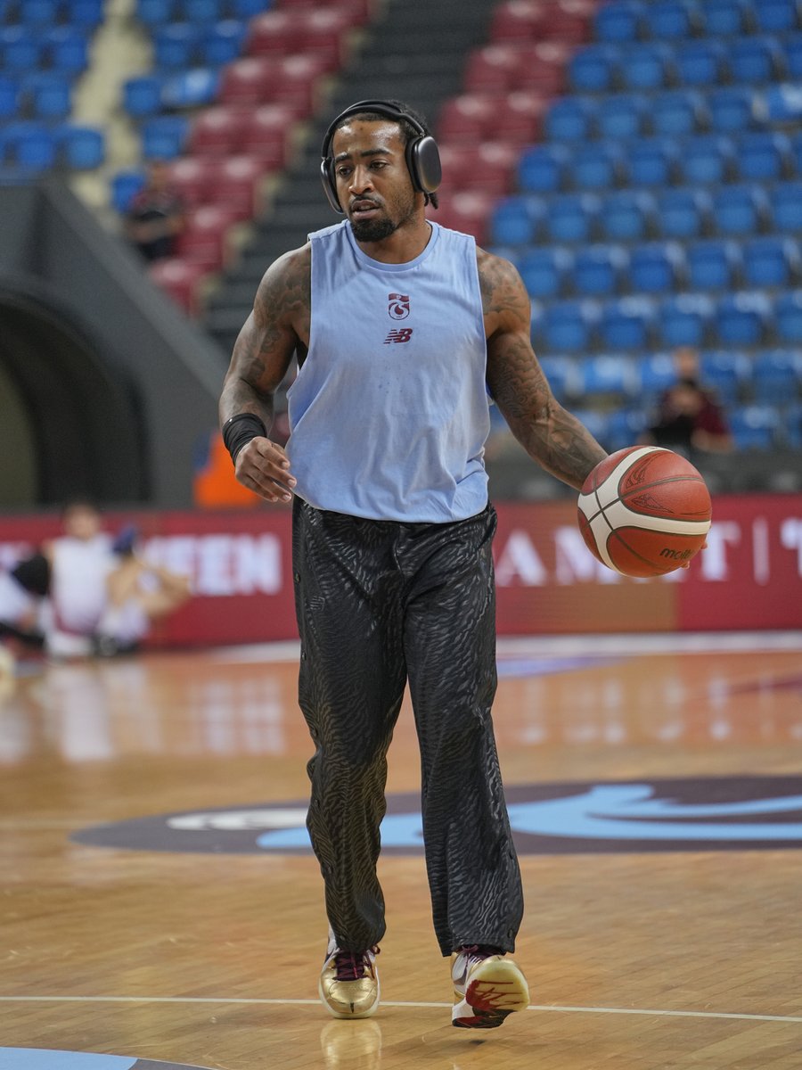 TSBasketResmi's tweet photo. Isınmadayız 💪 https://t.co/l9d10s3WO2