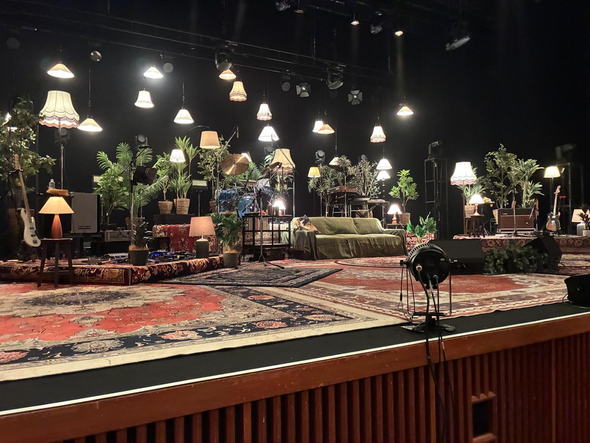 SMOOTH_FLAT's tweet photo. 【家入レオ TOUR 2026 -Log31-】@神戸国際会館
初の最前！！！
等身大な本音が詰め込まれたこのツアーを最前で観れたことがほんとうに幸せでした✨
進化/深化を目指して今までとは違うライブだったけど、レオさんの変わらない想いを感じられて満足でした😌
#家入レオ #Log31ツアー https://t.co/plKQov0xKH