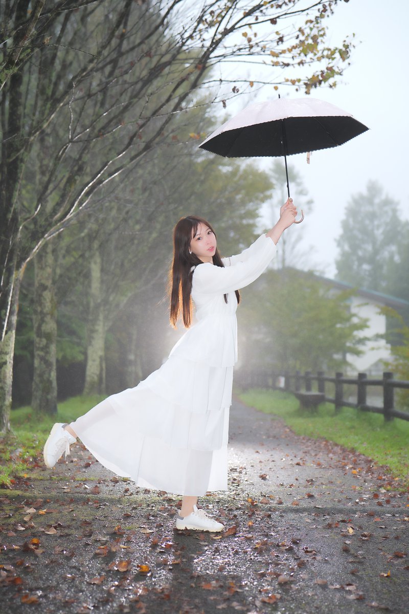 QNusfNjCssBC4uk's tweet photo. 飛んで軽井沢！

#はてなちゃん ( @hatena_fusigi )
#軽井沢遠征企画
#撮影会モデル
#ポートレート https://t.co/3E98uzB9Zp