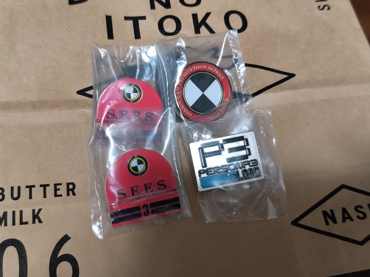 Fox_620's tweet photo. 【交換】ペルソナ3リロード　P3R　ピンバッジコレクション

画像の通り

【譲】
A・B・C
【求】
D>F>G

郵送にて交換希望
それぞれ1つづつ求めています
フォロー外からもお声掛けいただけると嬉しいです https://t.co/XsqHpweWbF