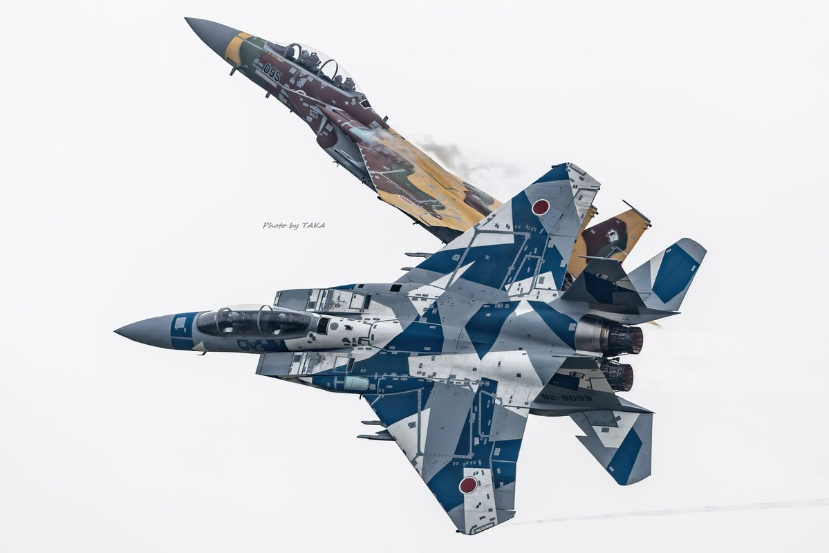 alice_herb's tweet photo. 小松基地航空祭2026

9月27日に毎年秋恒例の航空祭が開催されました。
当初雨予報で心配の声が多く見られましたが、快晴とまではいきませんが雨は降らずに済み、展示飛行は予定通り実施されました。
今年度で303SQのF-15の運用が終了する為、3個飛行隊のF-15が共演する最後の航空祭となりました。 https://t.co/C5wxlVmQRY