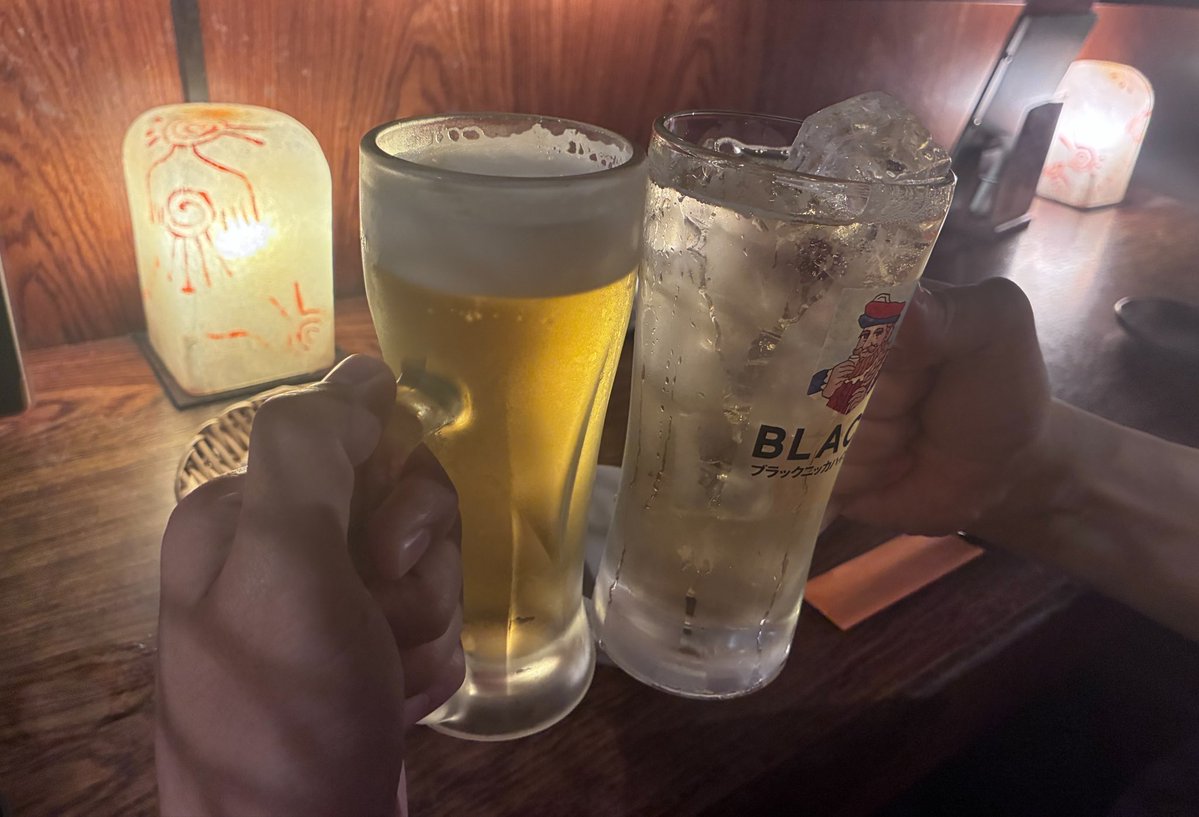 EL__hi___09's tweet photo. イベント後

飲み🍻

ぼんじりうめぇー😆 https://t.co/jNoMRX5QAw