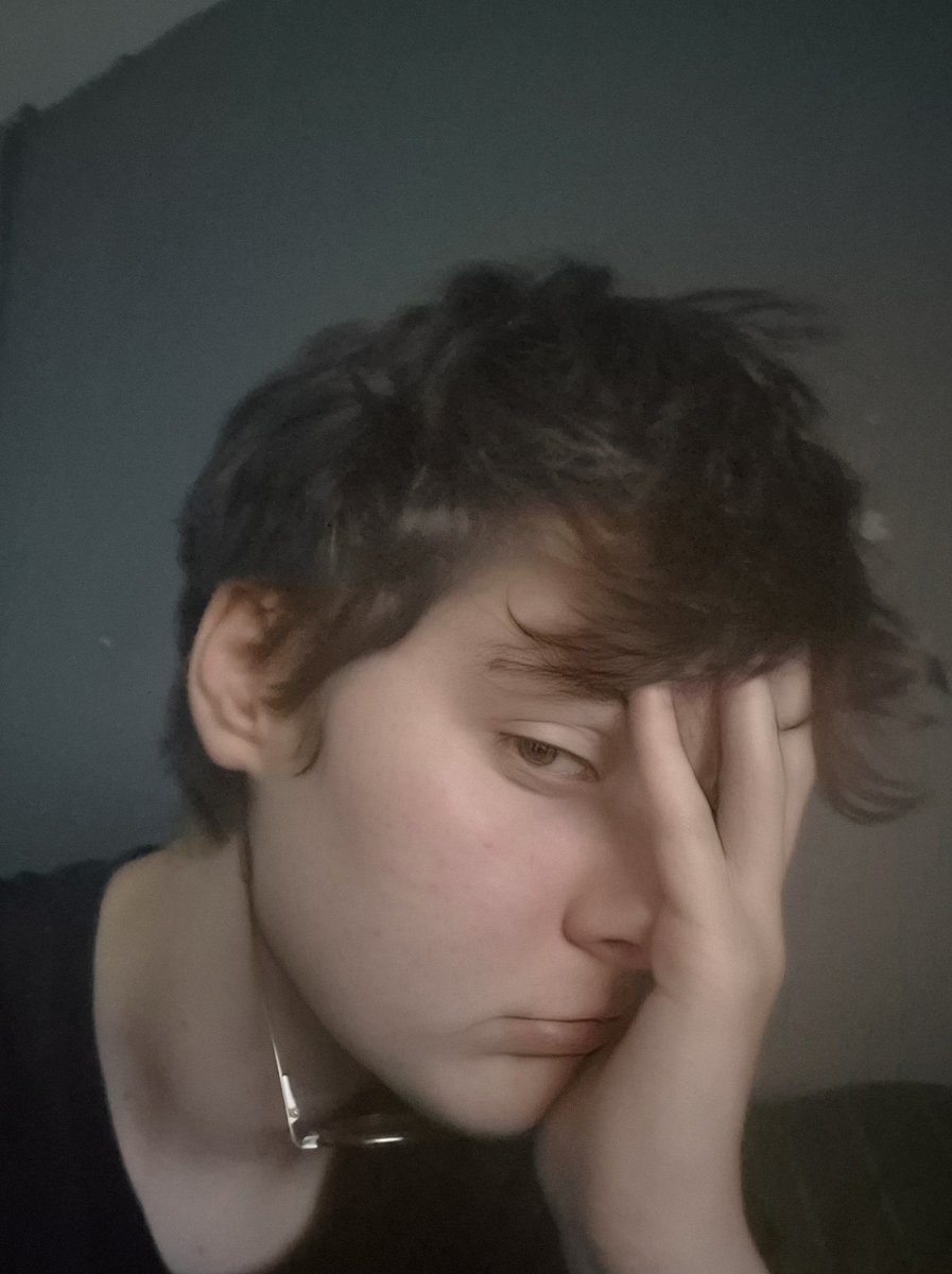 AstroDrGrace's tweet photo. Hey admin here! My dumbass wants to do something fun as Ryland Grace wether its a stream acting like the fella or something (ik i dont have many followers for it to do anything), although ik my hair is too long as seem from the picture but is anyone interested anyway? https://t.co/ykgMJrd9KQ