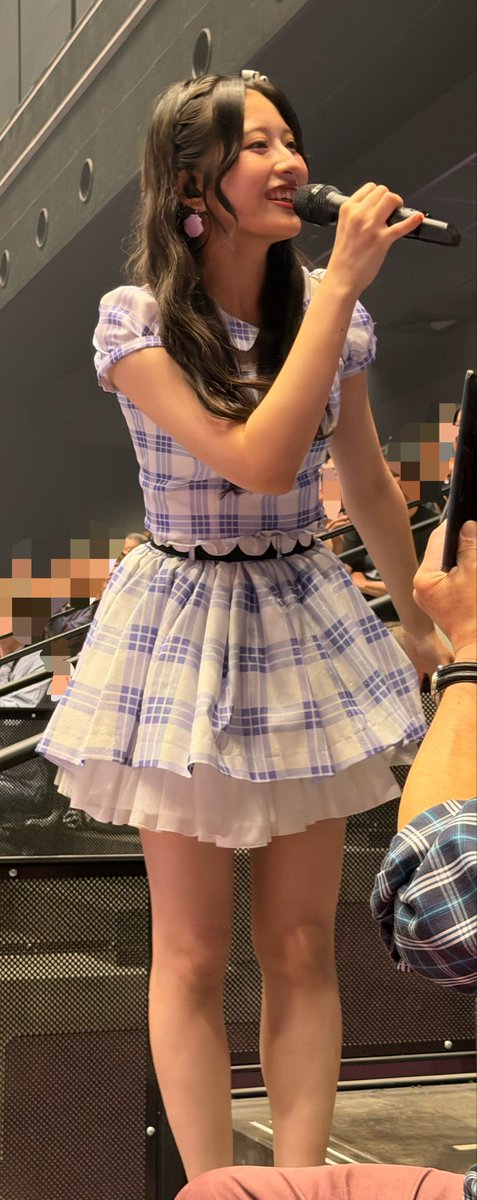 natty_0804's tweet photo. #2026年9月27日
#行天優莉奈 #AKBサンコンコン
アンコール時の撮影タイム。 https://t.co/J0XbxeuVhO