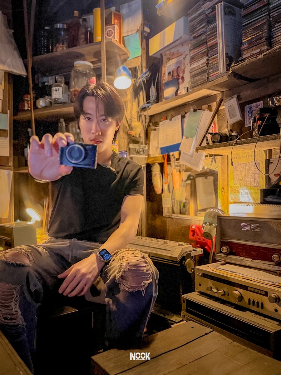 Nook_Official's tweet photo. เพราะทุกความทรงจำ มีเรื่องราวของมันเสมอ 📷🤘🏻 
#นุ๊กธนดล #NookThanadon https://t.co/GdGhuN59Qw