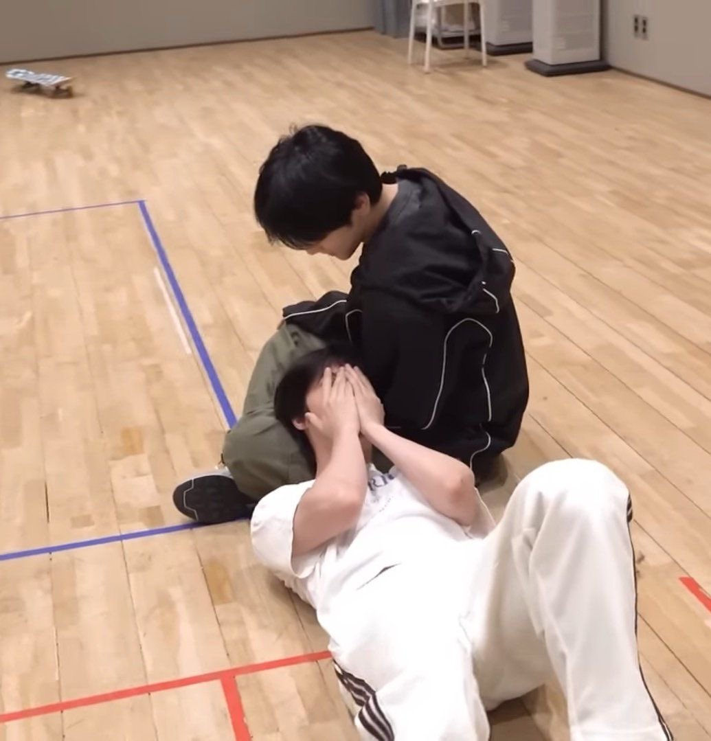 soogyuburgers's tweet photo. hi #moatwt!! ݁ ˖Ი𐑼ֶָ֢
     im kaylie and im looking for lots of moa moots here!! 🤍

- she/her
- 2023 moaaa 💐🌴
- soogyu biased, huge soogyuist 🐰🧸
 - always up for interactions and making new friends^^ 
 
#txt #moatwt #moothunt〃・ #kpoptwt #stantwt #promotwt https://t.co/06nh0592Is