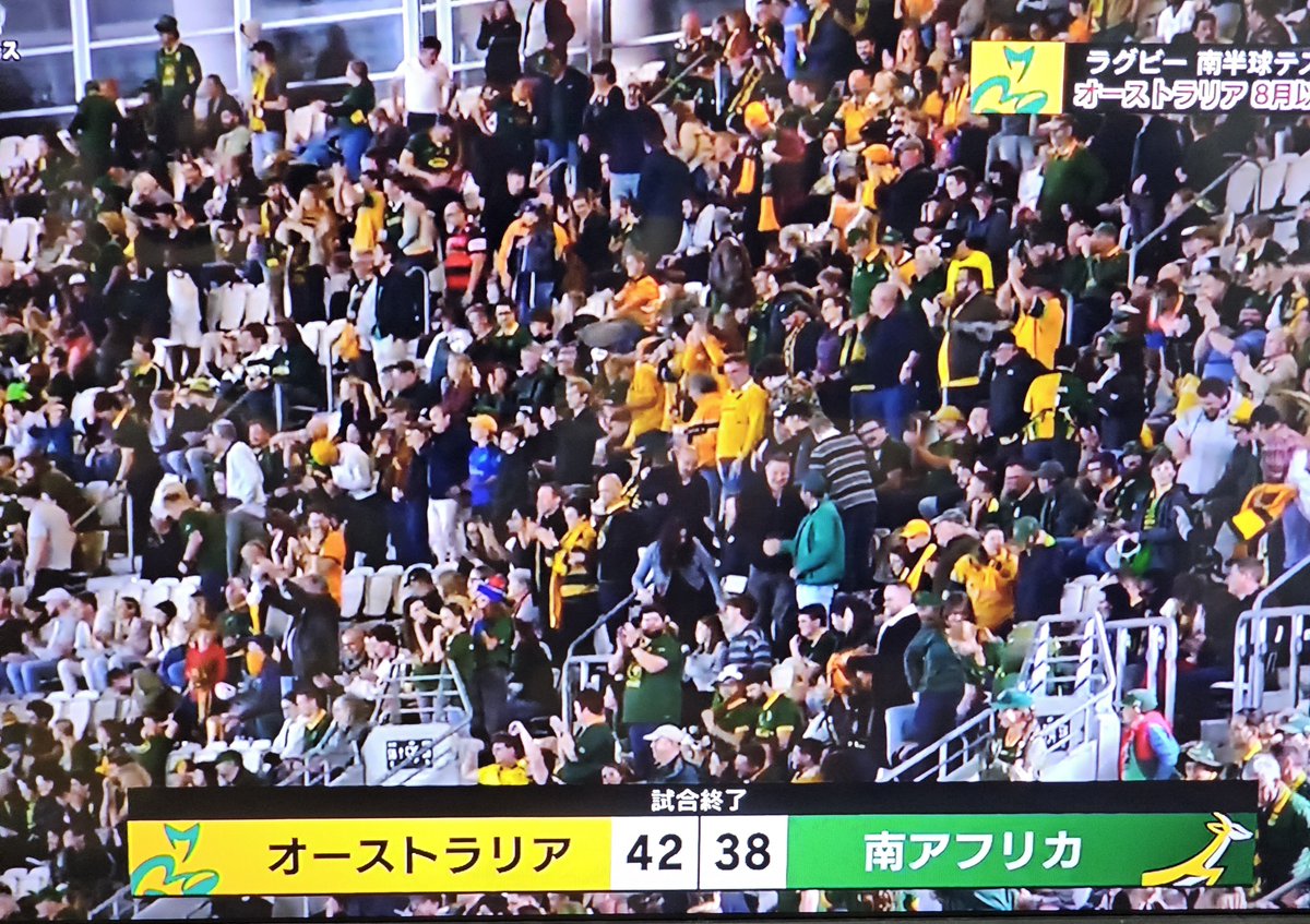 10senCes's tweet photo. ラグビー面白すぎる！
ワラビーズ勝利おめでとう！
イエロー四枚、南アとフィジカル負けていない。素晴らしいゲーム！

あと、解説の桑井さん！レフリー目線のコメント狂いなし！
Wowow にも感謝だ！ https://t.co/5vjxvIsOuz