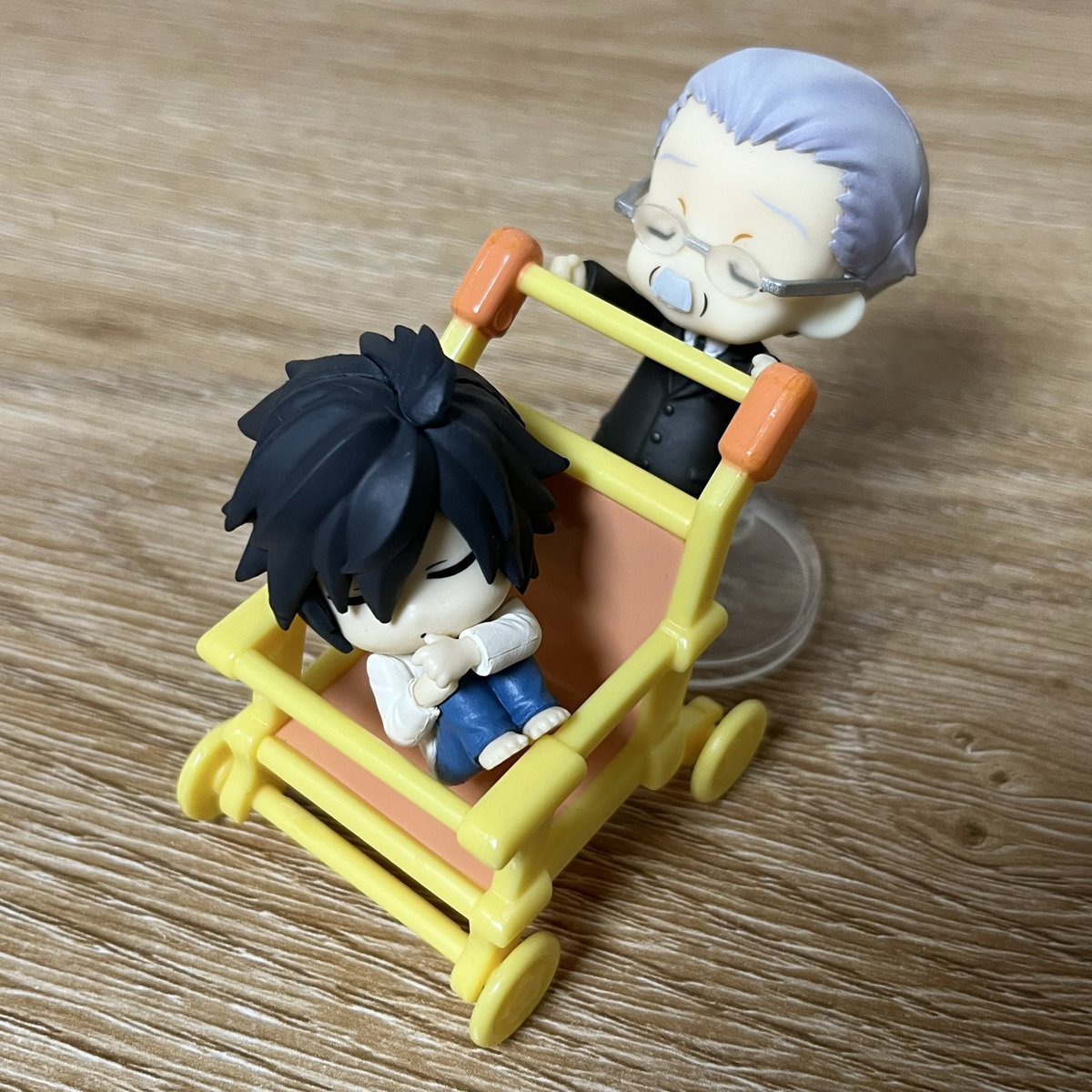 999isn's tweet photo. #deathnote https://t.co/1osuejmgbZ