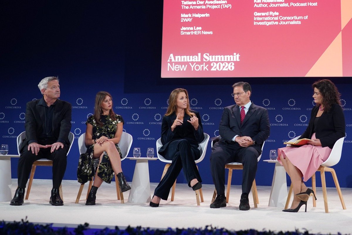 TAP_Armenia's tweet photo. At the @ConcordiaSummit TAP co-founder and Board Member Tatiana Der Avedissian moderated a conversation with Gerard Ryle, Jenna Lee, Mark Halperin and Kat Rosenfield on trust in journalism, influencers, algorithms and AI. https://t.co/9bXWXVHSaO