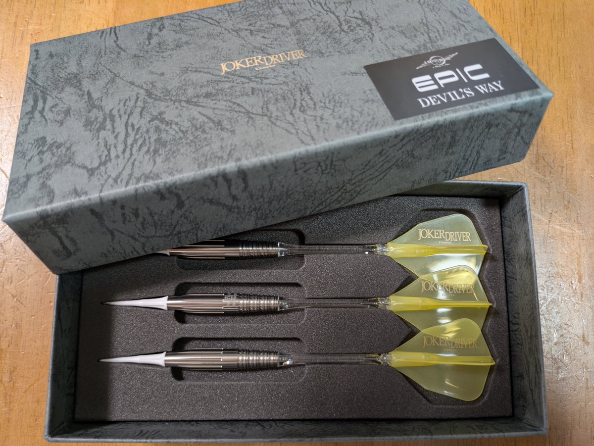 Martin_Darts's tweet photo. DEVIL’S WAYめちゃくちゃ良い。
KURAMAとはまた違った良さがある。どっちも投げやすい。 https://t.co/l9H4ohQ8pD