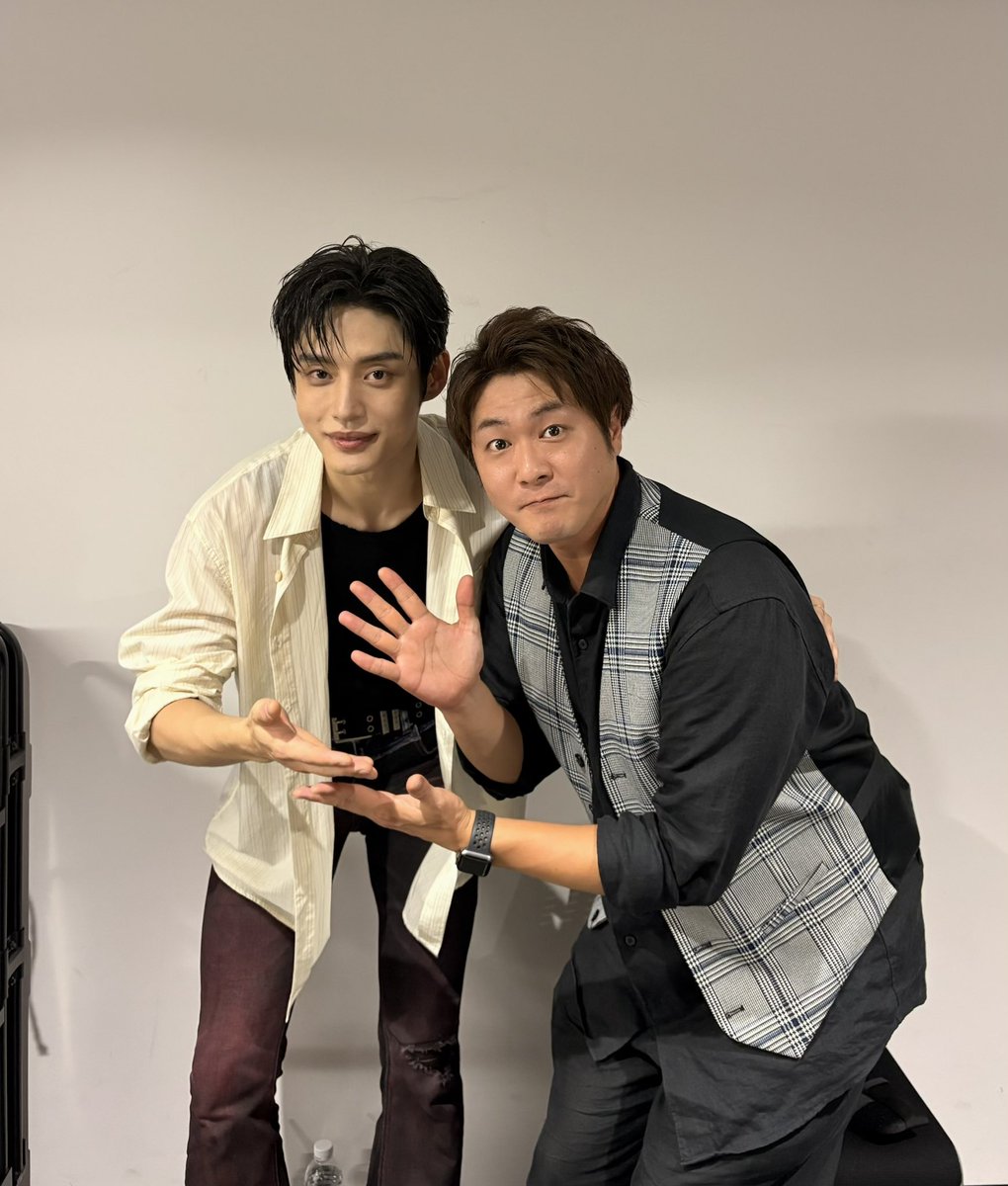 ikecas_Fujiwara's tweet photo. "2026キム・ジウン ファンミーティング
[TAKE 1 : Unique Story]in Osaka"のMCをさせて頂きました✨またキムジウンさんと再会でき嬉しかったです😆ウンドンイの皆さんにとっても"ヤバい"時間になりましたか⁉️😆"なんでやねん" #김지웅 #KIMJIWOONG #제로베이스원 #ZEROBASEONE #ZB1 #キムジウン https://t.co/ZuKHm8VYTO