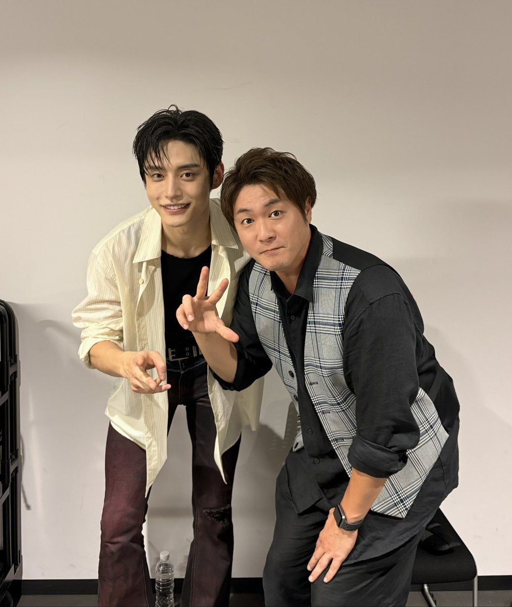 ikecas_Fujiwara's tweet photo. "2026キム・ジウン ファンミーティング
[TAKE 1 : Unique Story]in Osaka"のMCをさせて頂きました✨またキムジウンさんと再会でき嬉しかったです😆ウンドンイの皆さんにとっても"ヤバい"時間になりましたか⁉️😆"なんでやねん" #김지웅 #KIMJIWOONG #제로베이스원 #ZEROBASEONE #ZB1 #キムジウン https://t.co/ZuKHm8VYTO