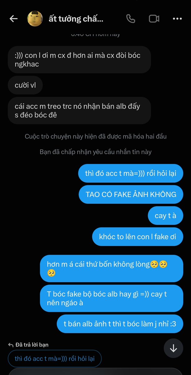 ayameannn's tweet photo. Cãi k lại chặn hả con bốn không lòng 😔🫪🥺 t fake ảnh cơ đấy :))))))) https://t.co/FO48HWAVdk