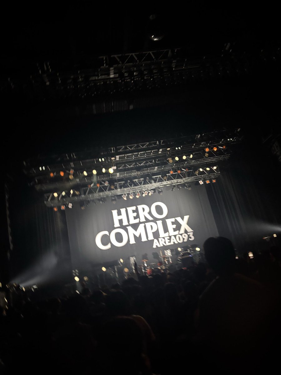 supernova_wup's tweet photo. HERO COMPLEXありがとうございました( ◜ᴗ◝)
全部曲知ってる訳じゃないけど、とても楽しかったです！！！ https://t.co/twWtdZNEAh