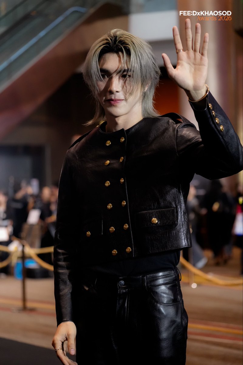 feed_4_future's tweet photo. บูม รวีวิชญ์ ร่วมเดิน Black Carpet ในงาน FEED X KHAOSOD AWARDS 2026
.
#FEEDxKHAOSODAwards2026 https://t.co/1C1MYwQZc4
