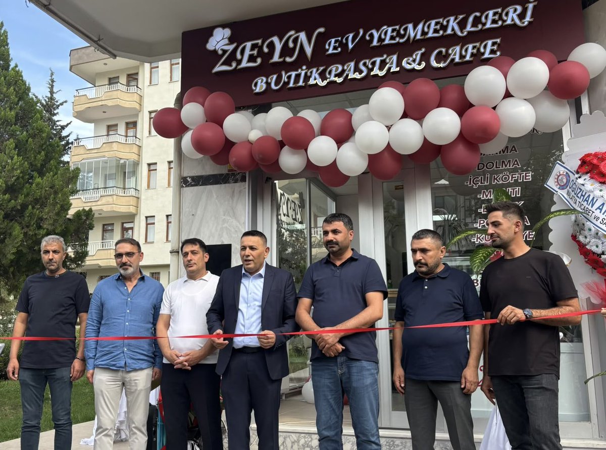 MesutSamanli's tweet photo. Çöşnük mahallemizde eski kervansaray lokantası yanında faaliyet gösterecek olan ZEYN EV YEMEKLERİ’nin açılışını gerçekleştirdik.Malatyamızın yöresel lezzetlerini tattık TSO başkanımız Oğuzhan Sadıkoğlu ile  birlikte.Oldukça başarılı.Hayırlı bol kazançlar diliyorum https://t.co/gai8oUVHvw