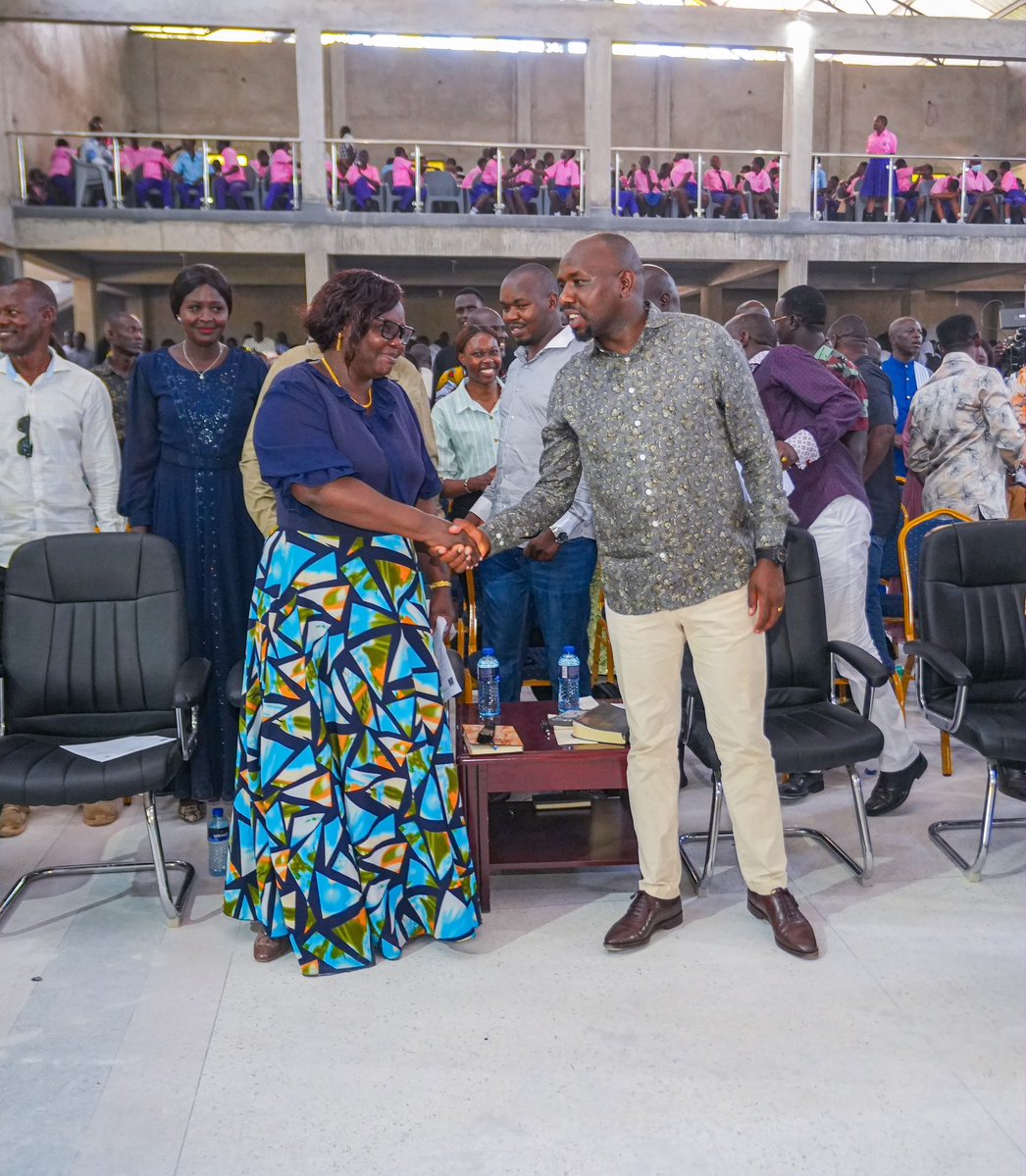 CSBeatriceMoe's tweet photo. Joined my cabinet colleague CS Kipchumba Murkomen, Turkana leaders and other worshippers for a Sunday Church service and fundraiser at Holy Family Catholic Church, Kanameker Parish in Lodwar town.

The Priest encouraged us with the teachings from the book of Matthew 21:28–32 (Parable of the Two Sons) in which Jesus contrasts genuine repentance and action with empty religious profession.