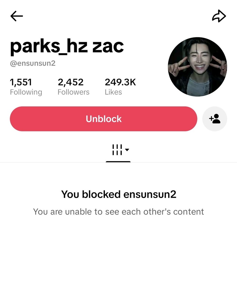 JakeProtectTeam's tweet photo. 🚨 PROTECT 🦮 🚨

AI-Content‼️
🔗https://t.co/ER9vng9lyA
🔗https://t.co/H23nHoUlq9

❌️ Don't engage.
➡️ Report under: Misinformation or Al-generated content
➡️ Report: https://t.co/hvvMP4s82T 

Thank you for helping protect 🦮 with us 🙇‍♀️ https://t.co/ajpHXVqhBk