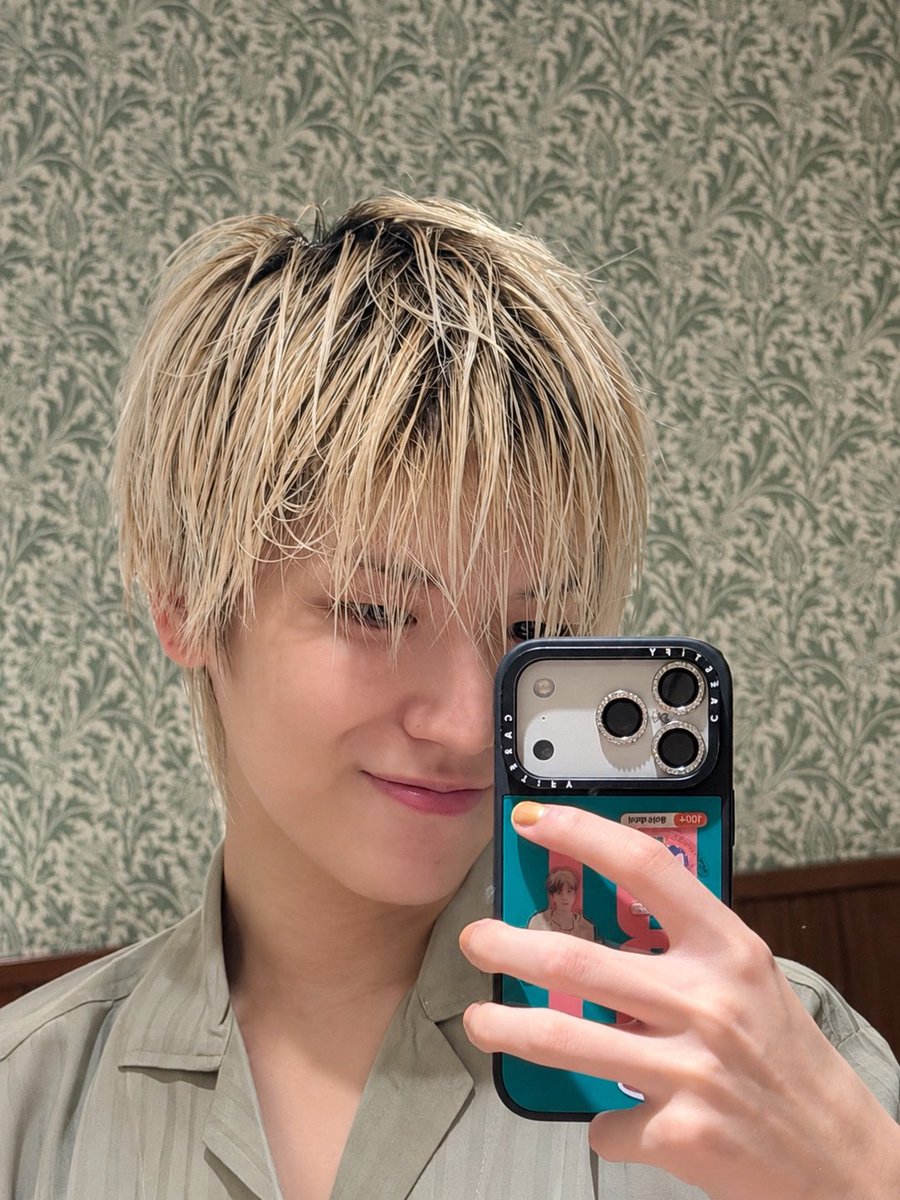 uf5jwl's tweet photo. 니먼데 ㅋㅋ 머리빠짝말리너라 ㅋㅋ (귀엽네) https://t.co/ruaJSSo6rw