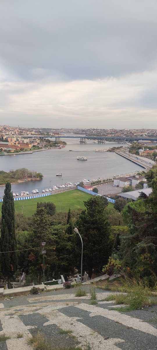 deniz0596's tweet photo. Pierre loti den bir manzara hiç gittiniz mi Çok güzel değil mi ☺️😌 https://t.co/SWylmmZpCX