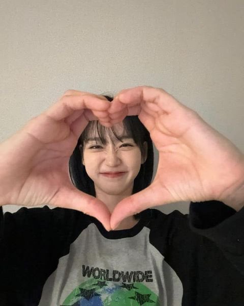 _xhisll's tweet photo. 분위기부터 걍 ㅈㄴ 고능함 #한지현 https://t.co/Gi31kI2Oxg