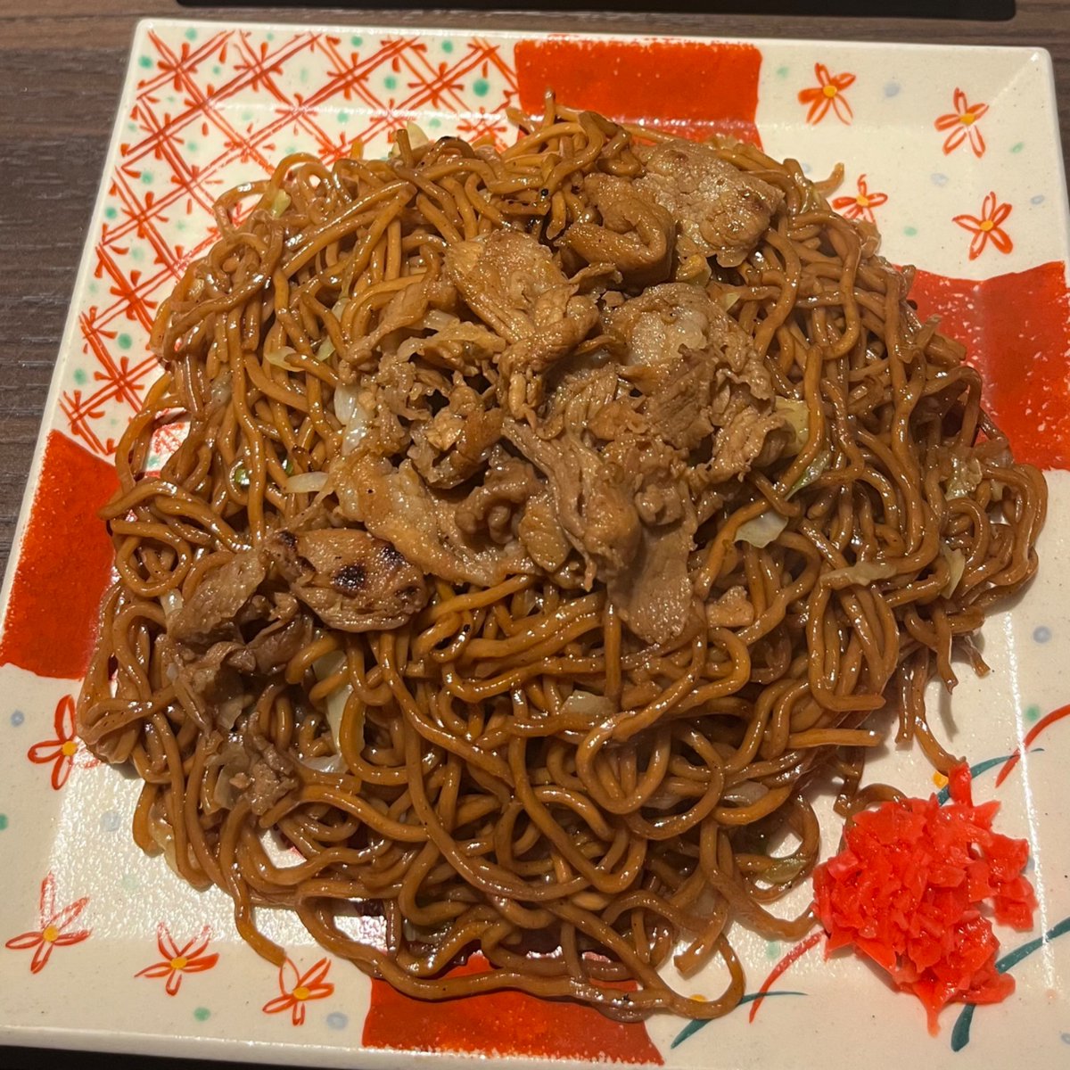 NAGOYA_iJU's tweet photo. 皆さん、ぜひ愛知県瀬戸市に遊びに行ってみてほしい。

静かな商店街に個性的なお店たち。ゆったりした時間が流れてる。
名古屋から30分くらいだし本当に好きでよく行ってしまう https://t.co/lgwPYCJCKB